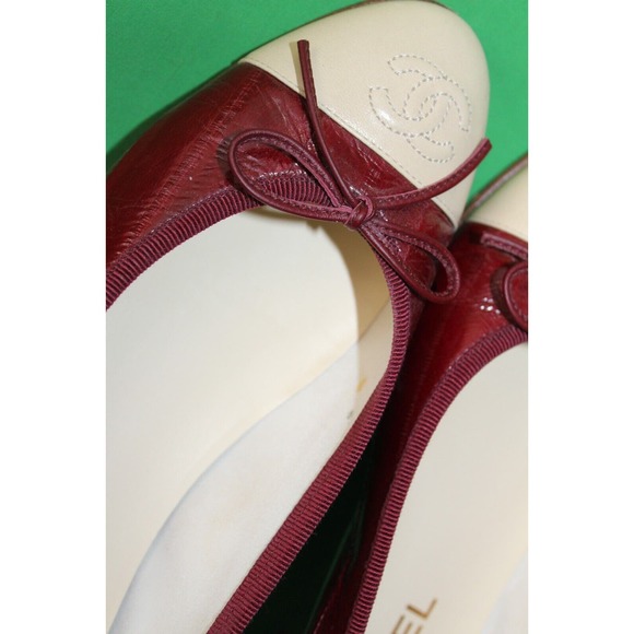 Chanel Designer Ballet Flats Burgundy Beige Logo Shoes Italy Size Women's 36.5 - Picture 14 of 14